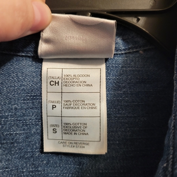 Vintage Disney Holiday Minnie & Mickey Christmas Embroidered Long Sleeve Top - Picture 6 of 7